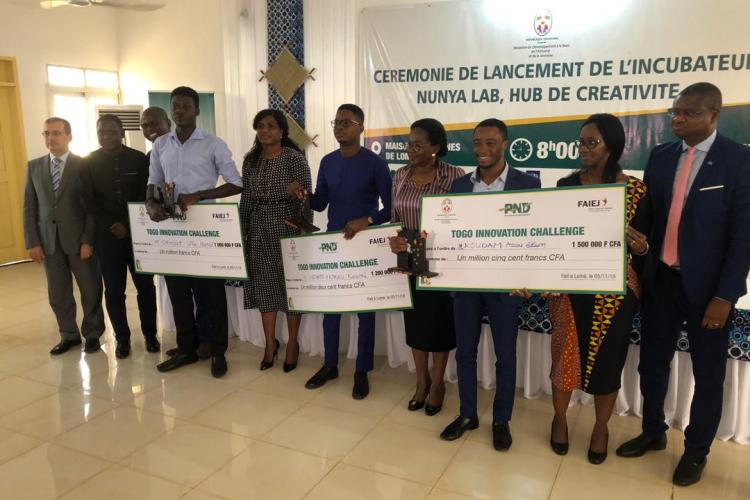 Laureats concours Nunya Lab