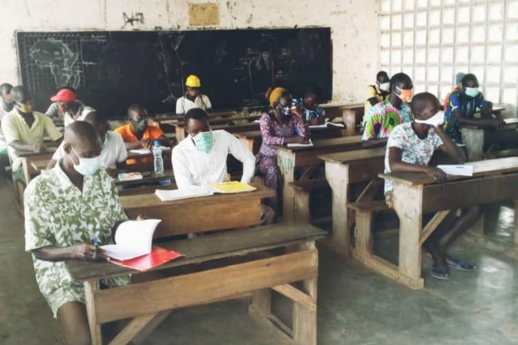 Entrepreneuriat coopératif : Les jeunes apiculteurs de Djarkpanga 